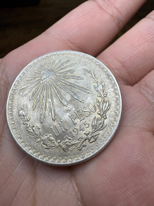 Silver 1945 Un Peso Mexican Coin